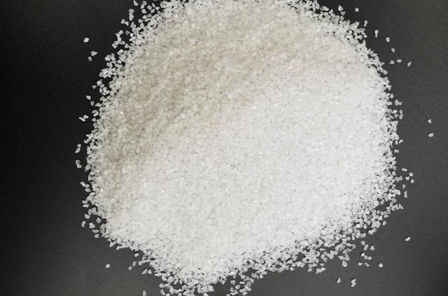 Difference between White Fused Alumina and Brown Fused Alumina